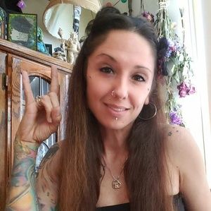 Meet your Posher, Danette